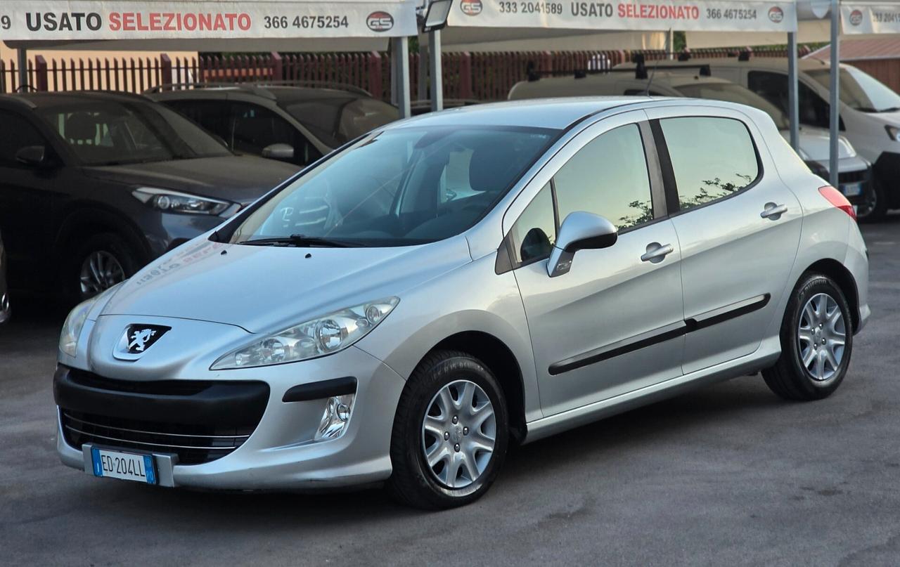 Peugeot 308 1.6 HDi 90CV 5p. Tecno