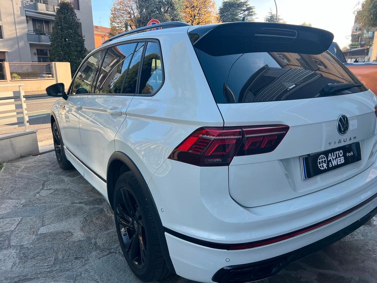 VW TIGUAN 2.0 TDI 200cv SCR DSG 4MOTION R-LINE