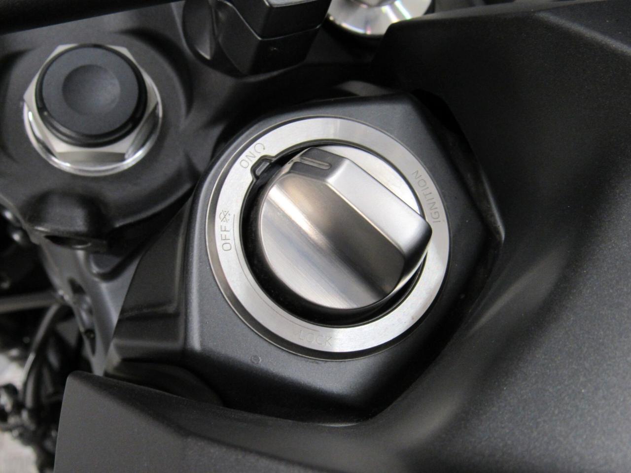 Yamaha MT-09 ABS Y-AMT CAMBIO ROBOTIZZATO