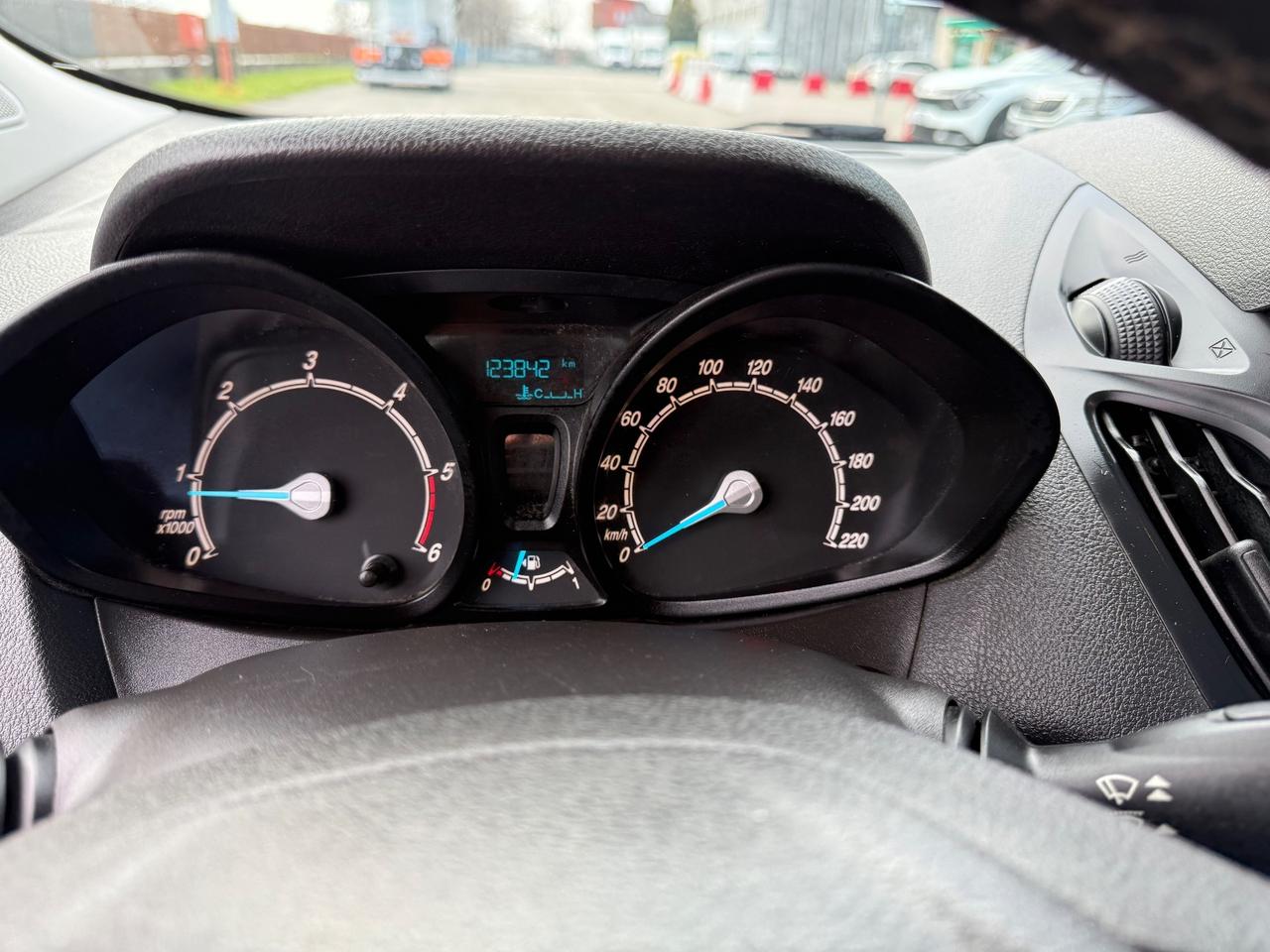 Ford Transit Courier 1.5 TDCi 75CV Van Trend