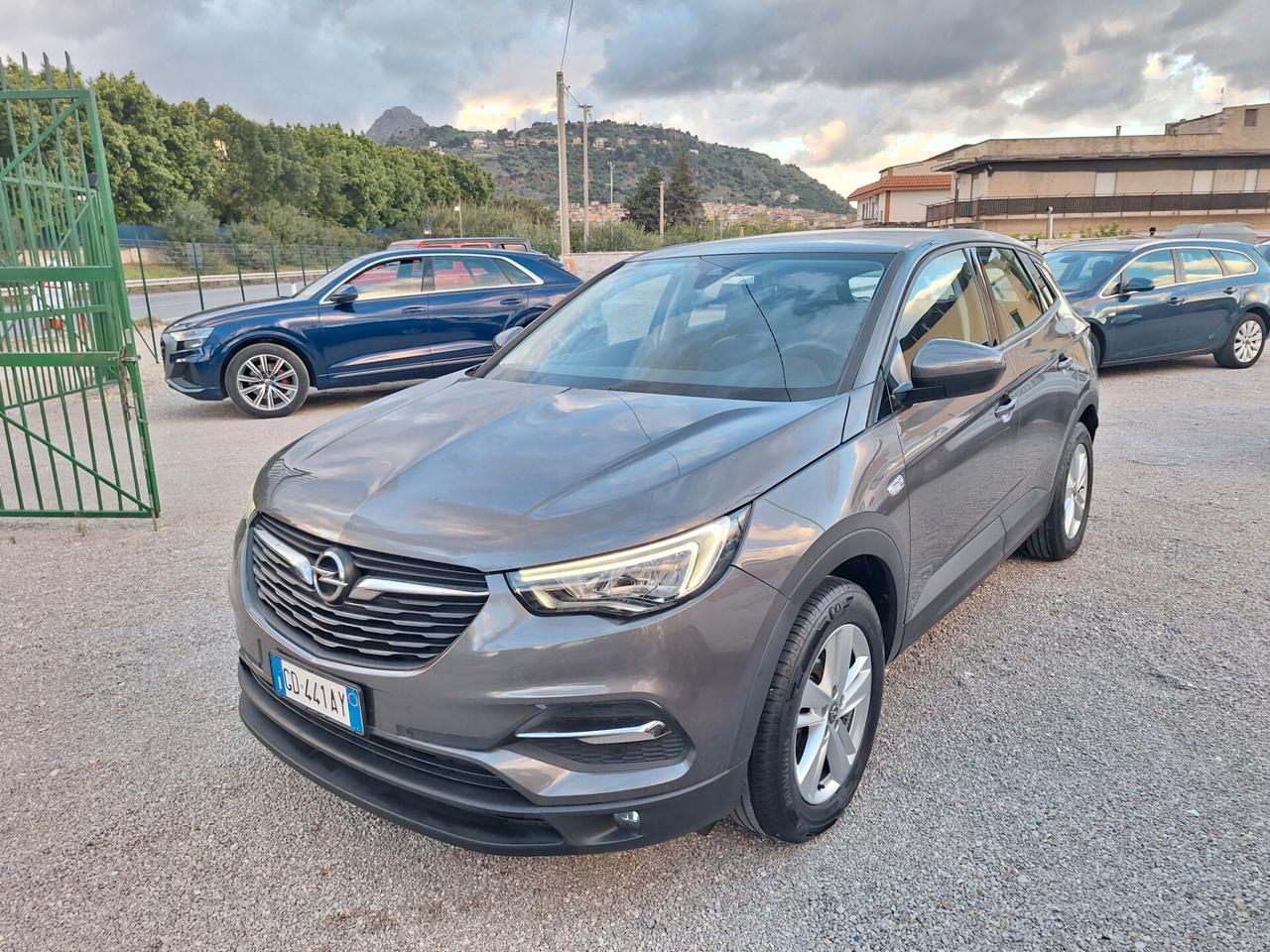 Opel Grandland X 1.5 diesel Ecotec Start&Stop Business
