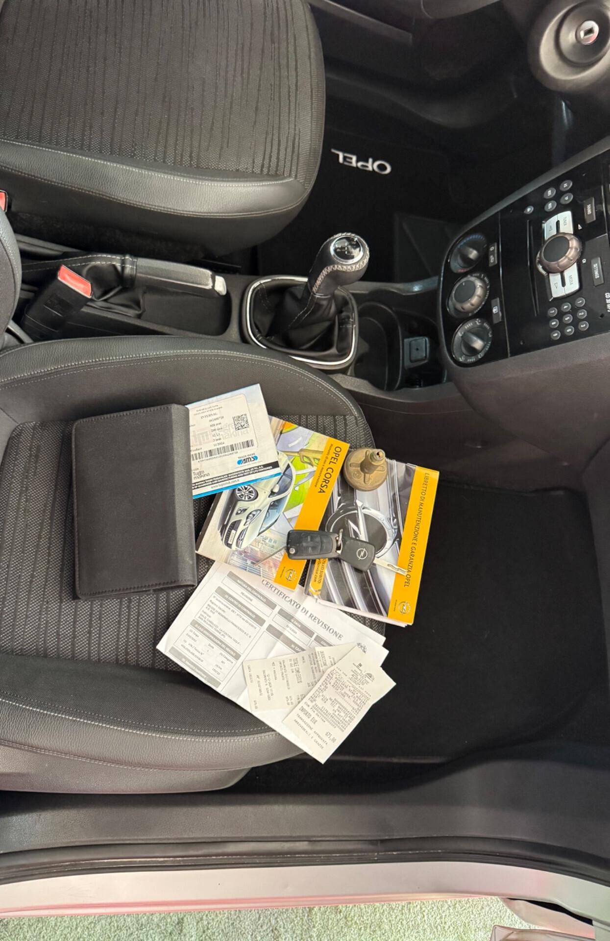 Opel Corsa 1.2 85CV 5 porte GPL-TECH Edition