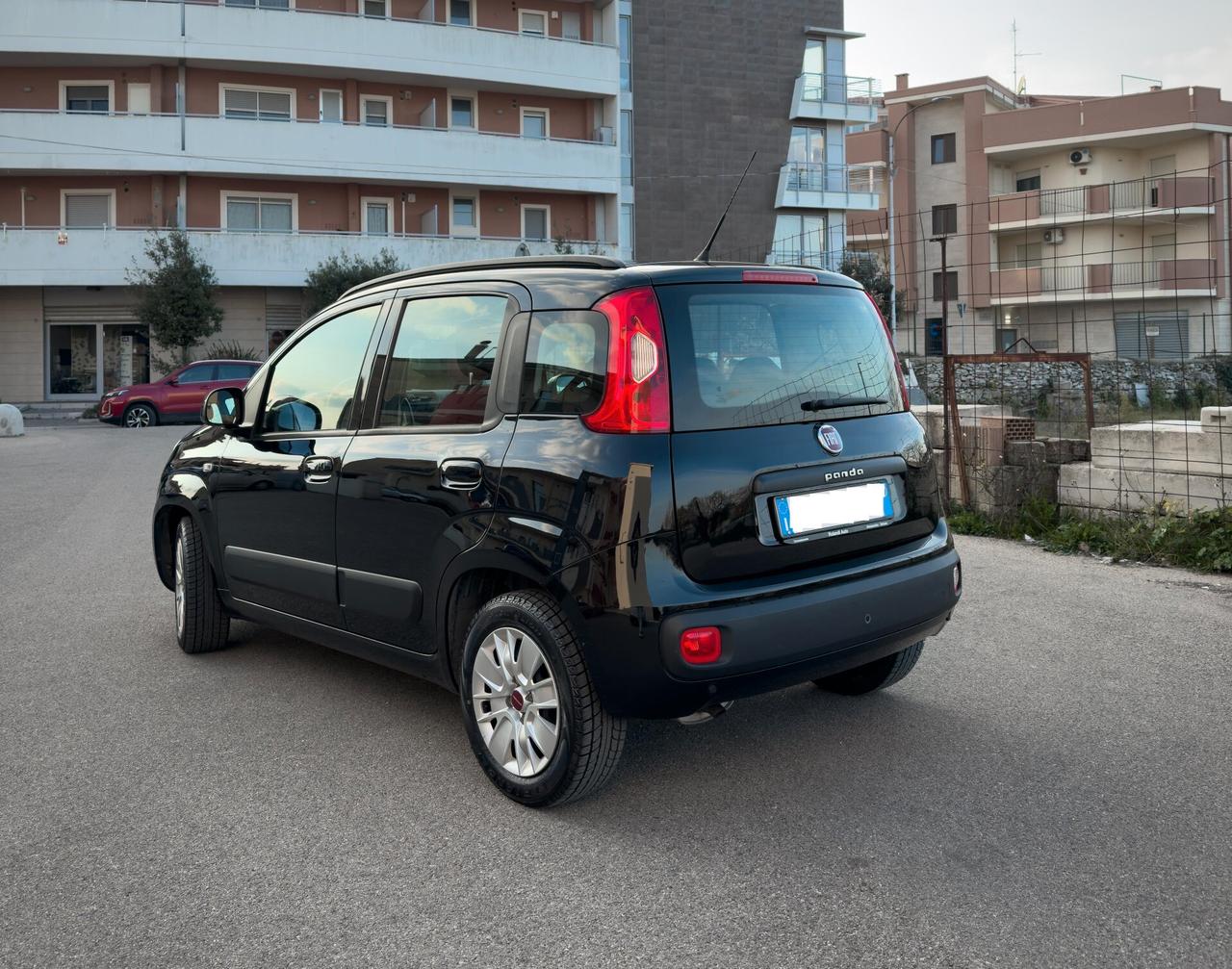 Fiat Panda 1.2 Lounge 70 cv Neopatentati 5 posti