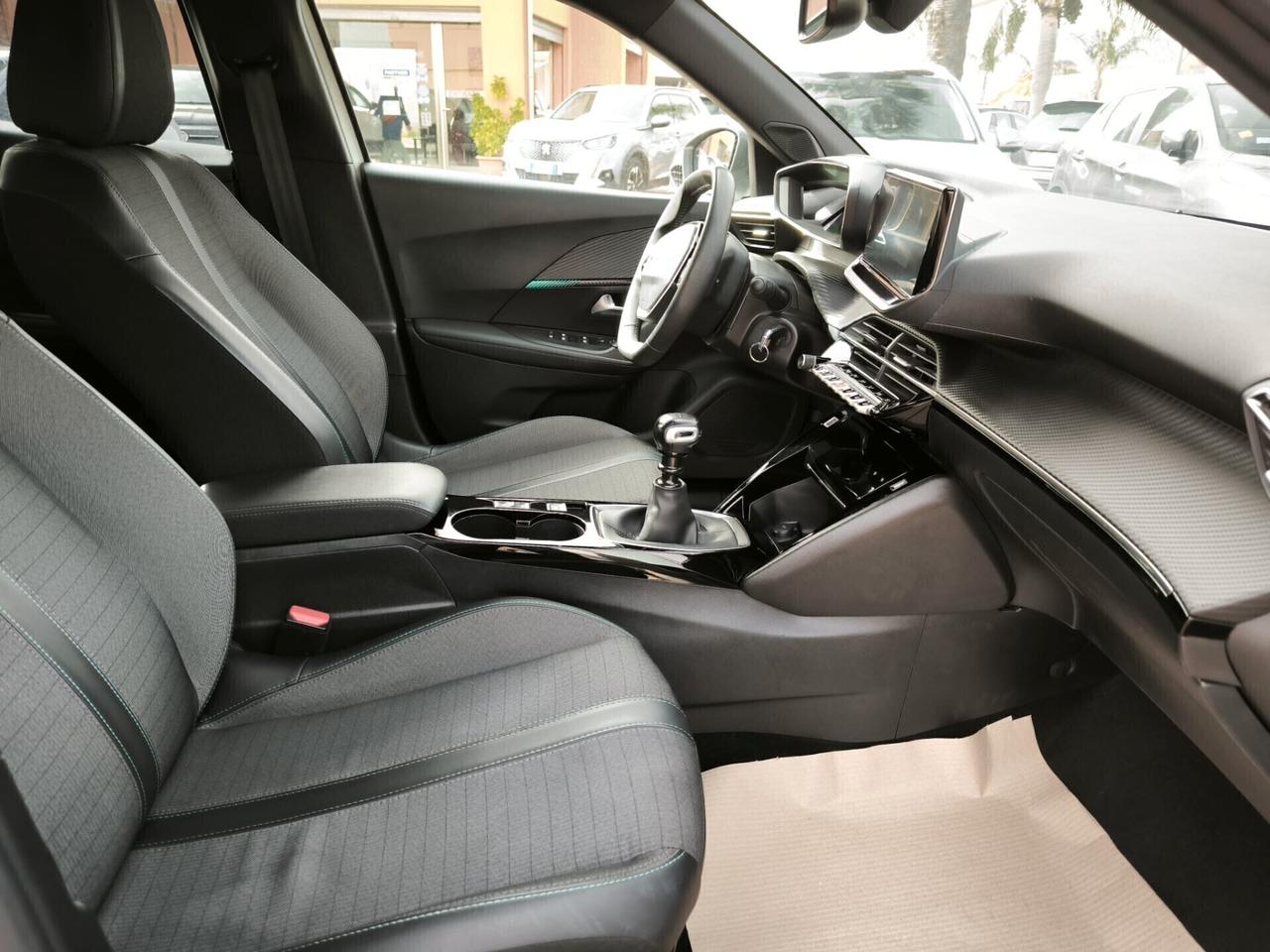 Peugeot 2008 PureTech 100 S&S Allure Pack