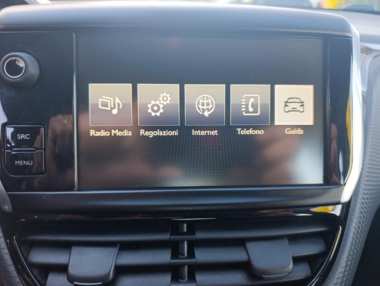 Peugeot 2008 1.6 e-HDi 100 Black Matt 2015