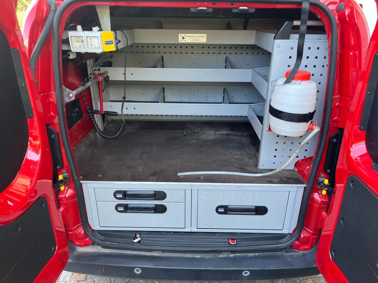 Fiat Fiorino 1.3 MJT 95CV Cargo Adventure