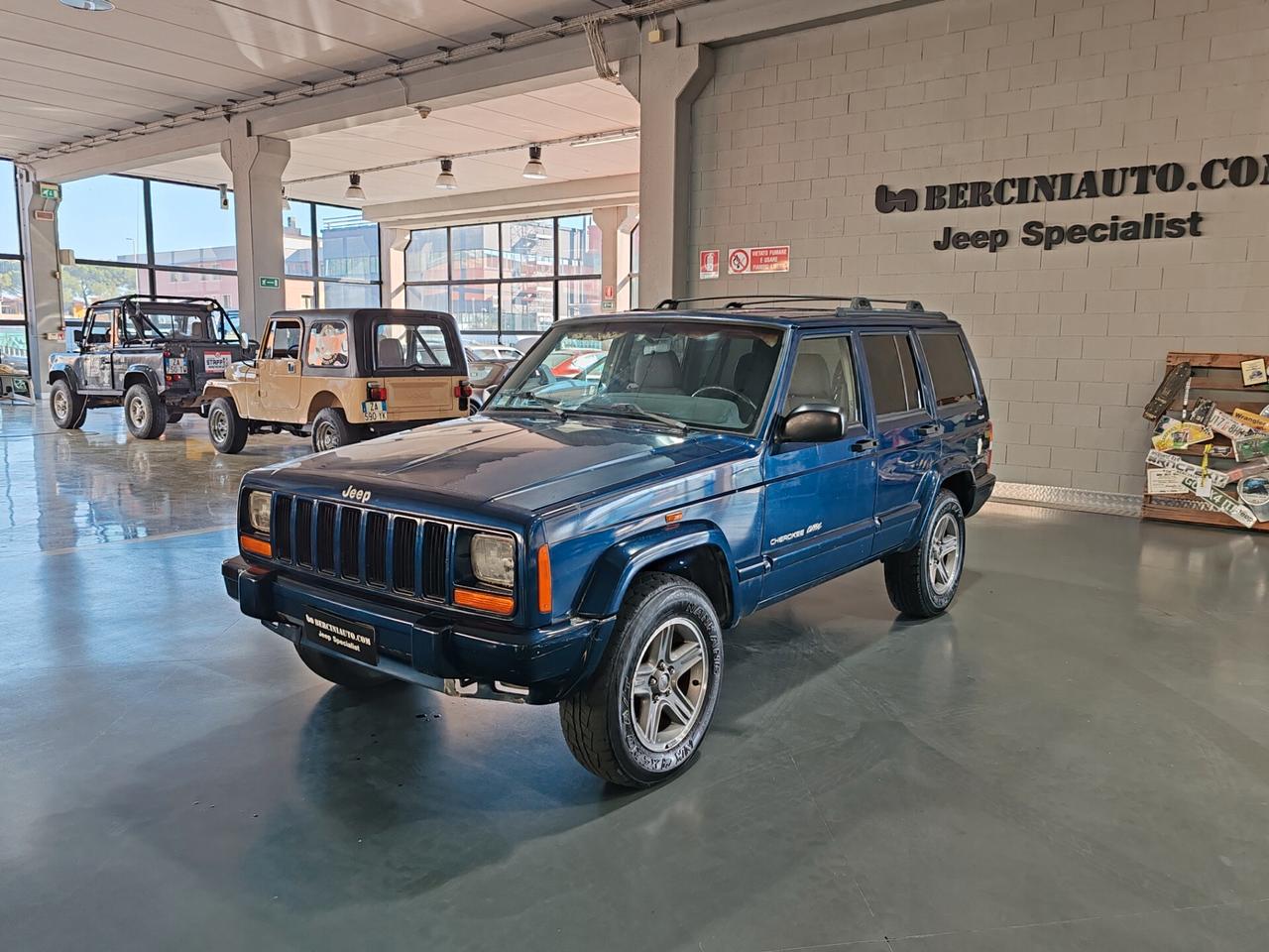 Jeep Cherokee 2.5 TD 5 porte Command-Trac Classic