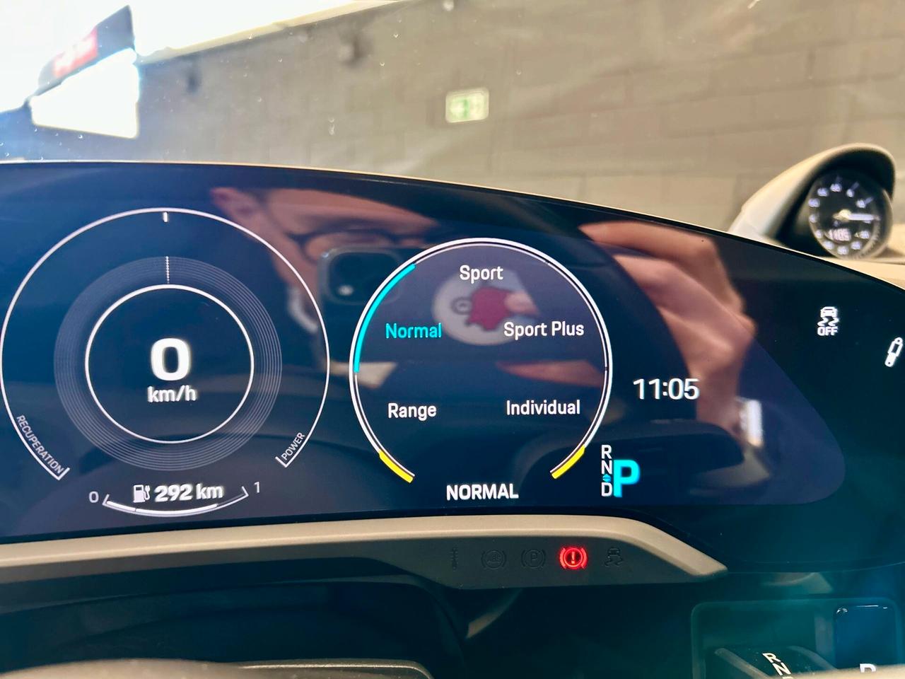 Porsche Taycan 4S *PREZZO PROMO*