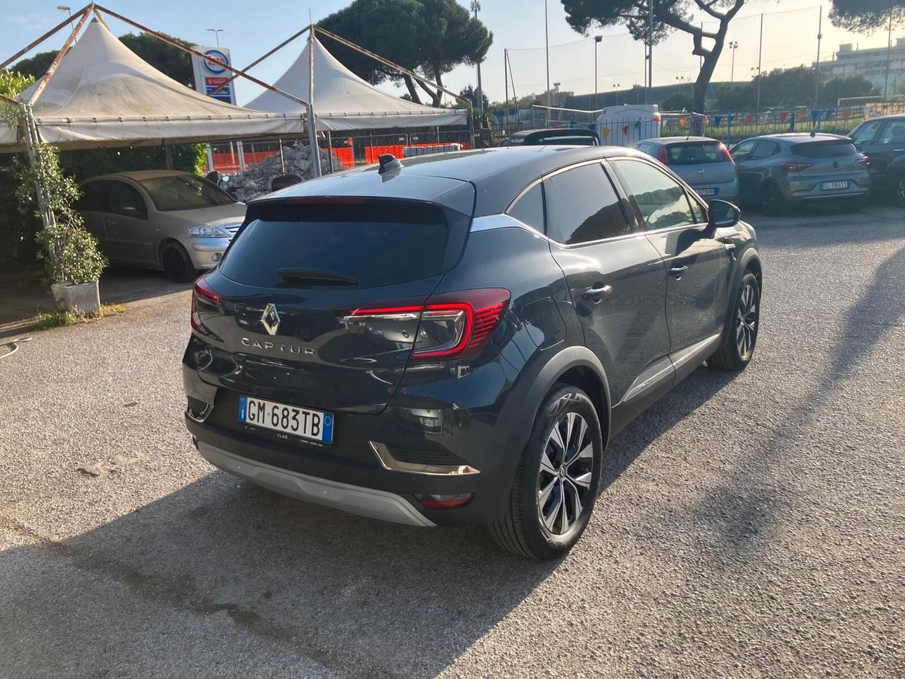RENAULT CAPTUR 1.0 90cv Techno...solo 13.000 Km!!