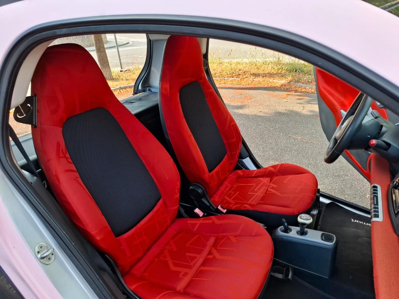 Smart ForTwo 1000 benzina SOLAMENTE 82.000 KM