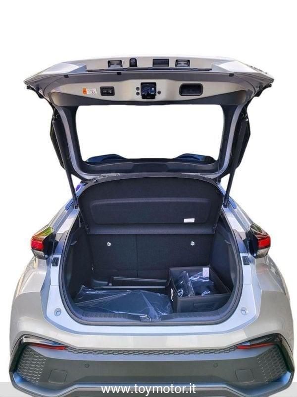 Toyota C-HR (2023-) 1.8 HV Lounge
