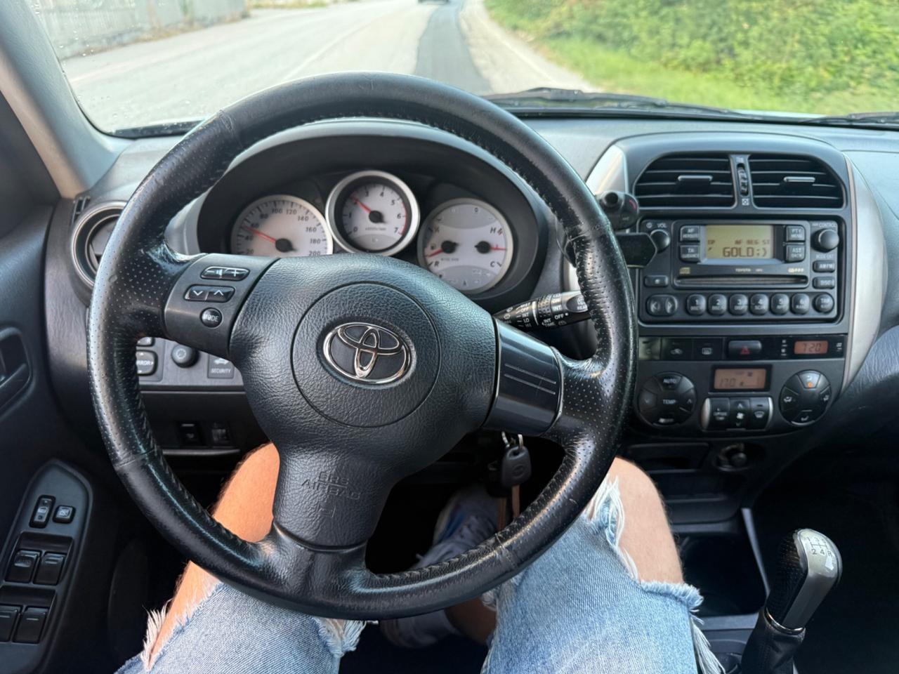 Toyota RAV4 2.0 Tdi D-4D trazione integrale NEOPATENTATI