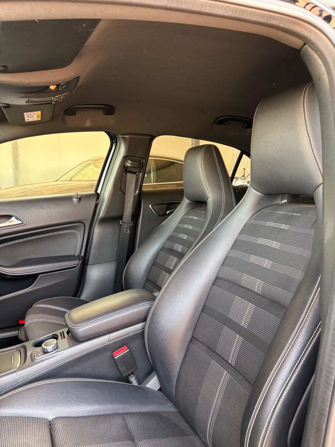 Mercedes-benz A 200 d Automatic Premium
