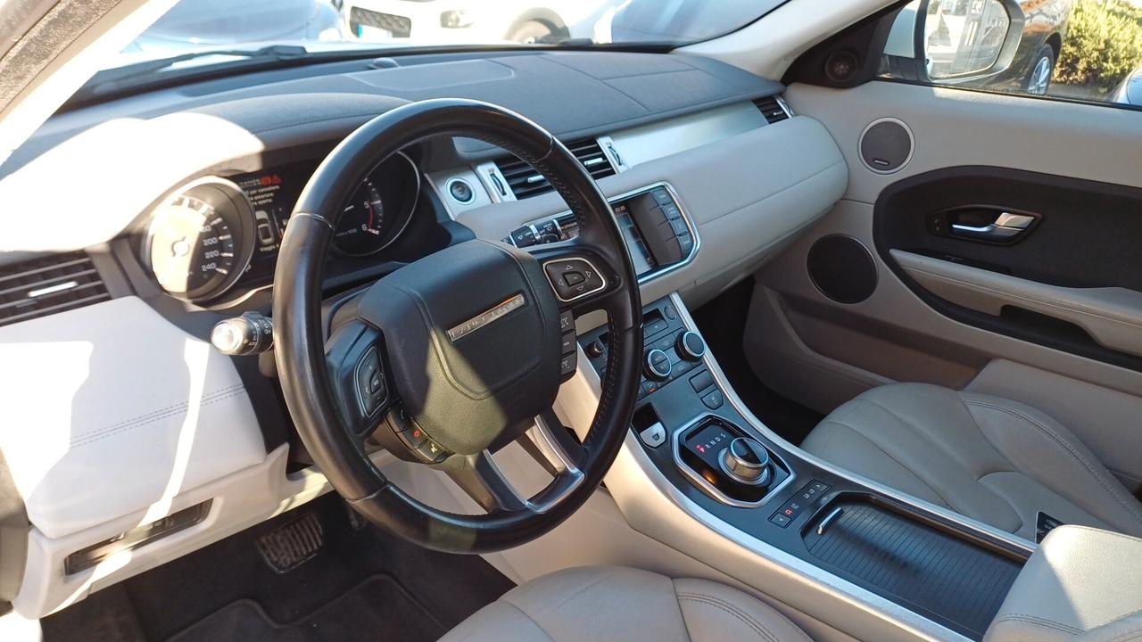 Land Rover Range Evoque 2.2 TD4 5p. Dynamic