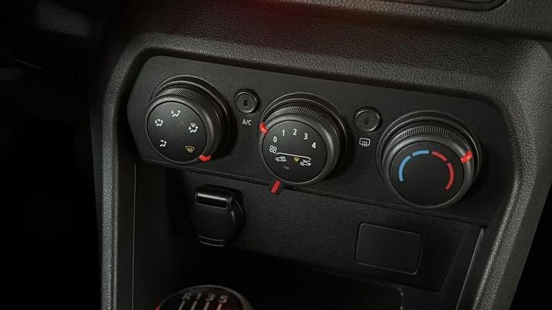 Dacia Sandero Stepway 1.0 tce Comfort Eco-g 100cv Stepway 1.0 tce ECO-G Comfort