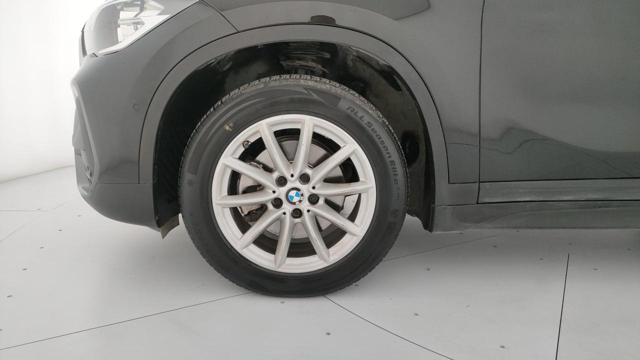 BMW X1 F48 2019 - X1 sdrive18d Advantage