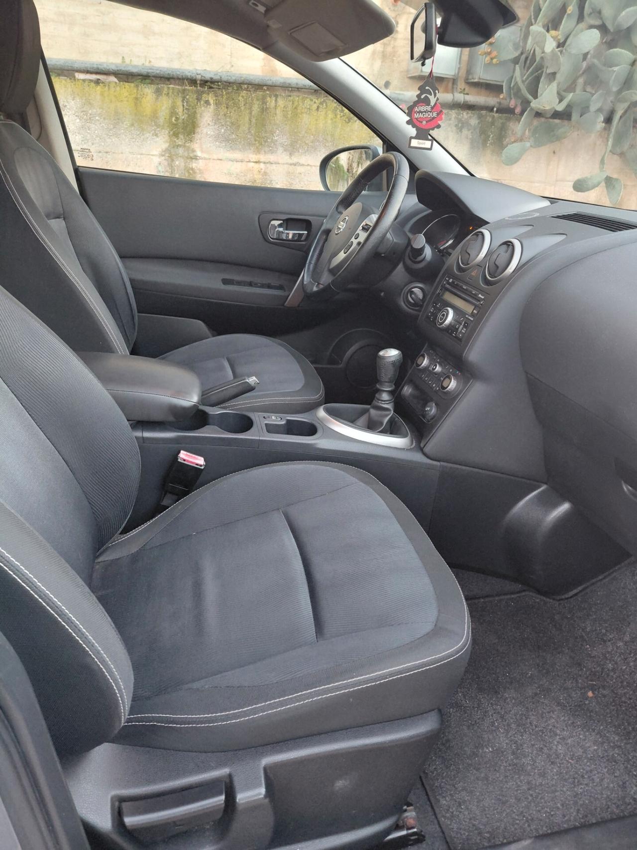 Nissan Qashqai 1.5 dCi DPF Tekna