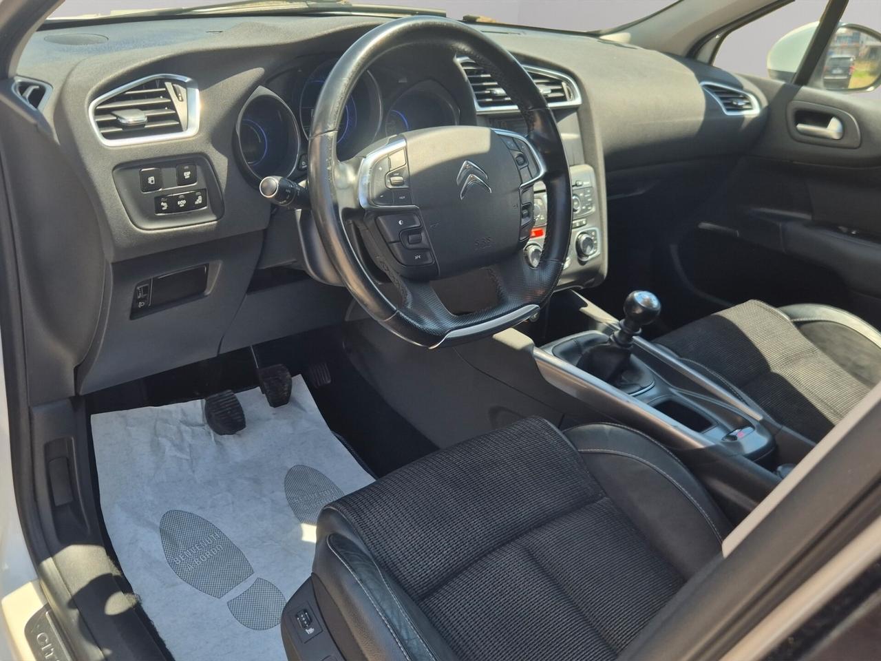 Citroen C4 1.6 e-HDi 110 airdream Exclusive