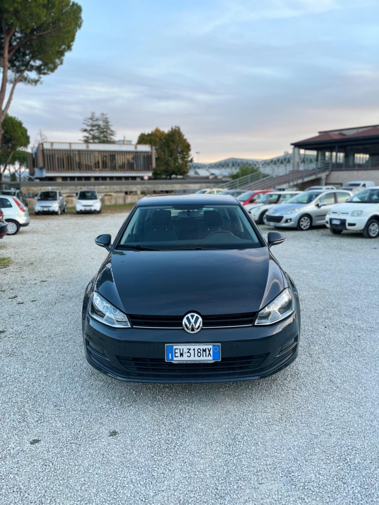 Volkswagen Golf 7 1.6 TDI DSG PERFETTA NEOPATENTATI
