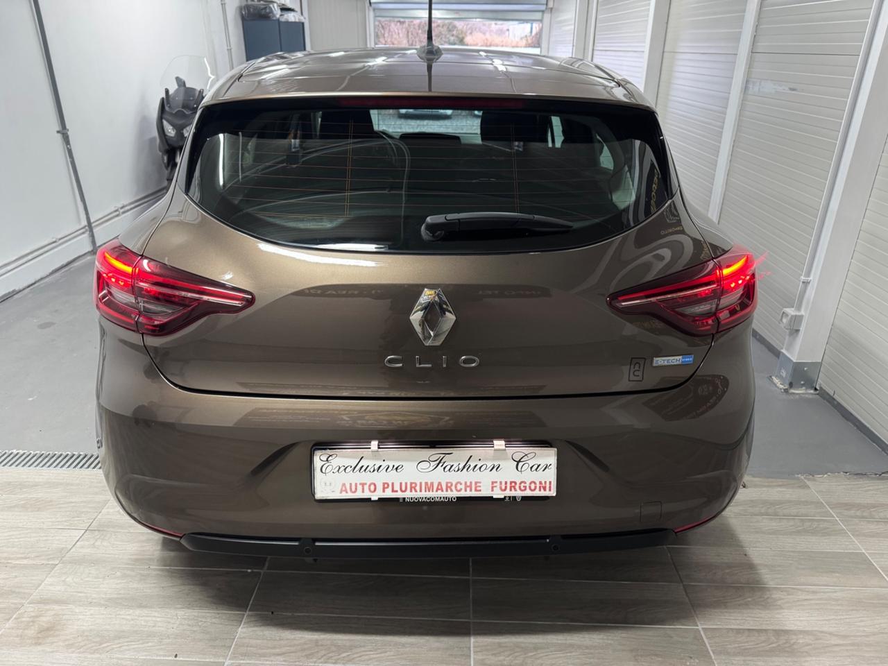 Renault Clio Full Hybrid E-Tech 140 CV 5 porte