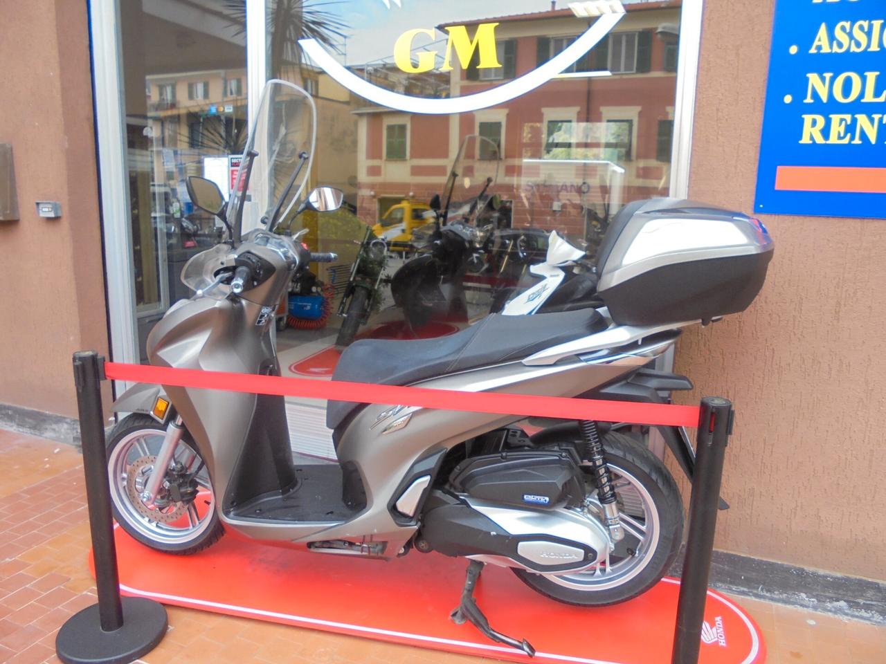 Honda SH 350 ABS + TCS