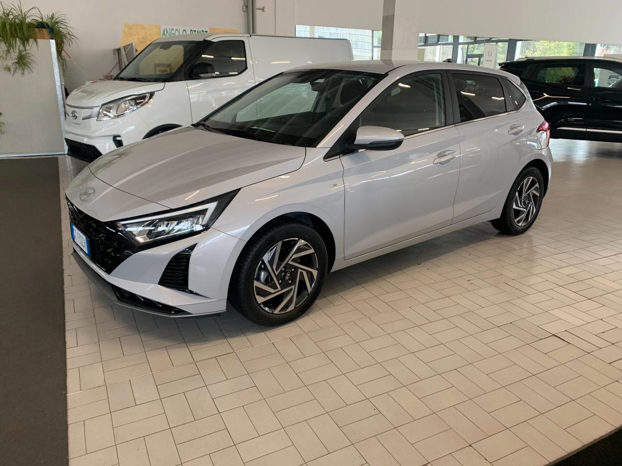 Hyundai i20 1.2 MPI MT GPL Connectline KMO