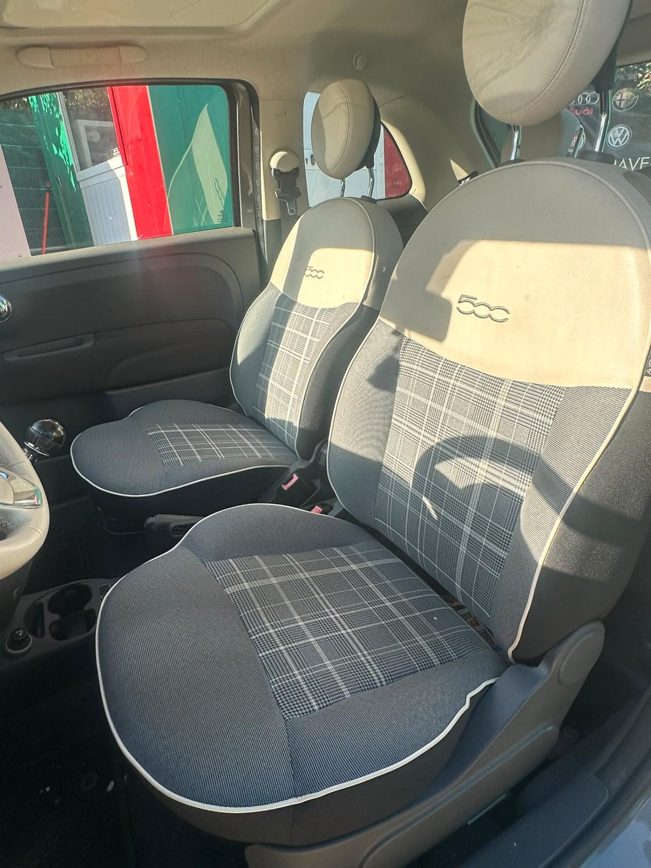 Fiat 500 2017 1.2 Lounge LEGGI