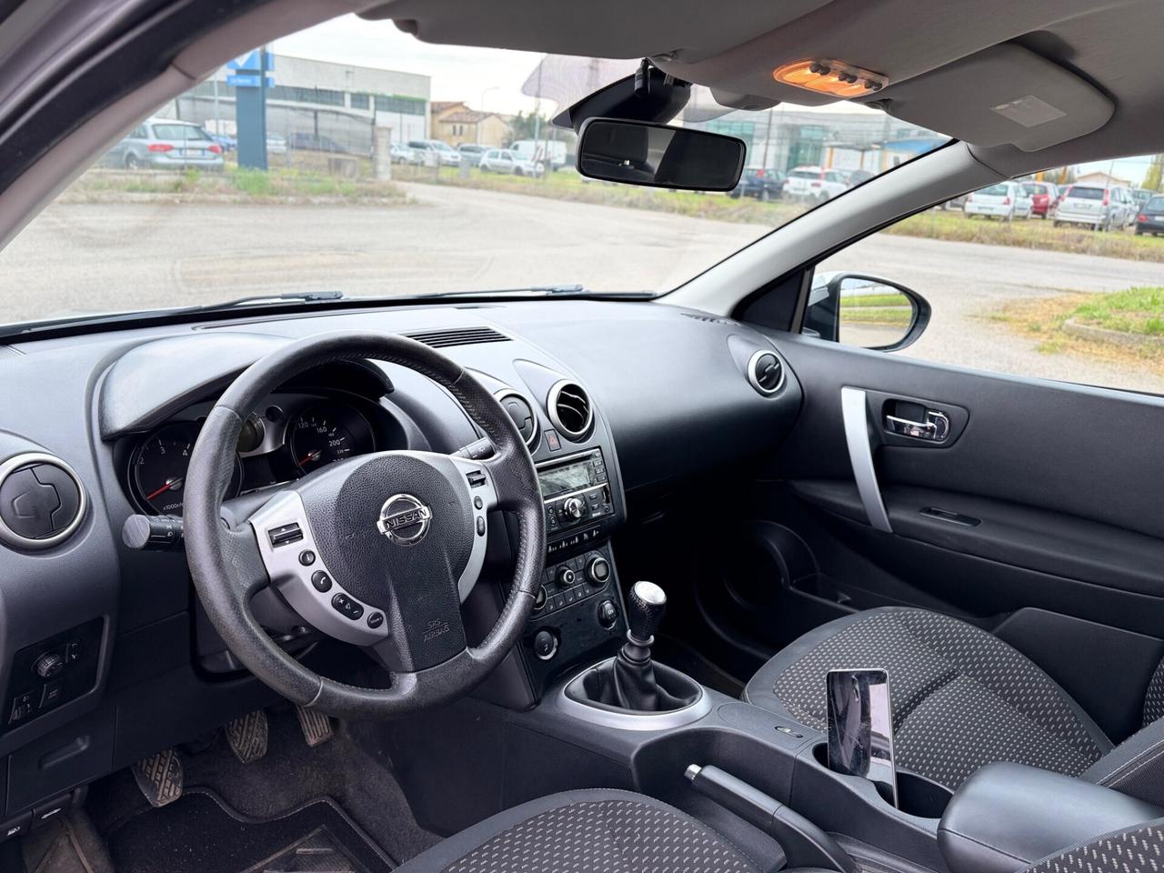 Nissan Qashqai 2.0 diesel 130.000km Tekna