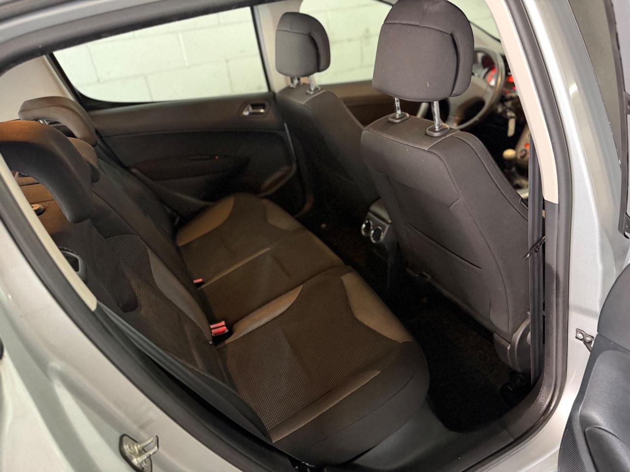 Peugeot 308 1.6 VTi 120CV 5p. Tecno