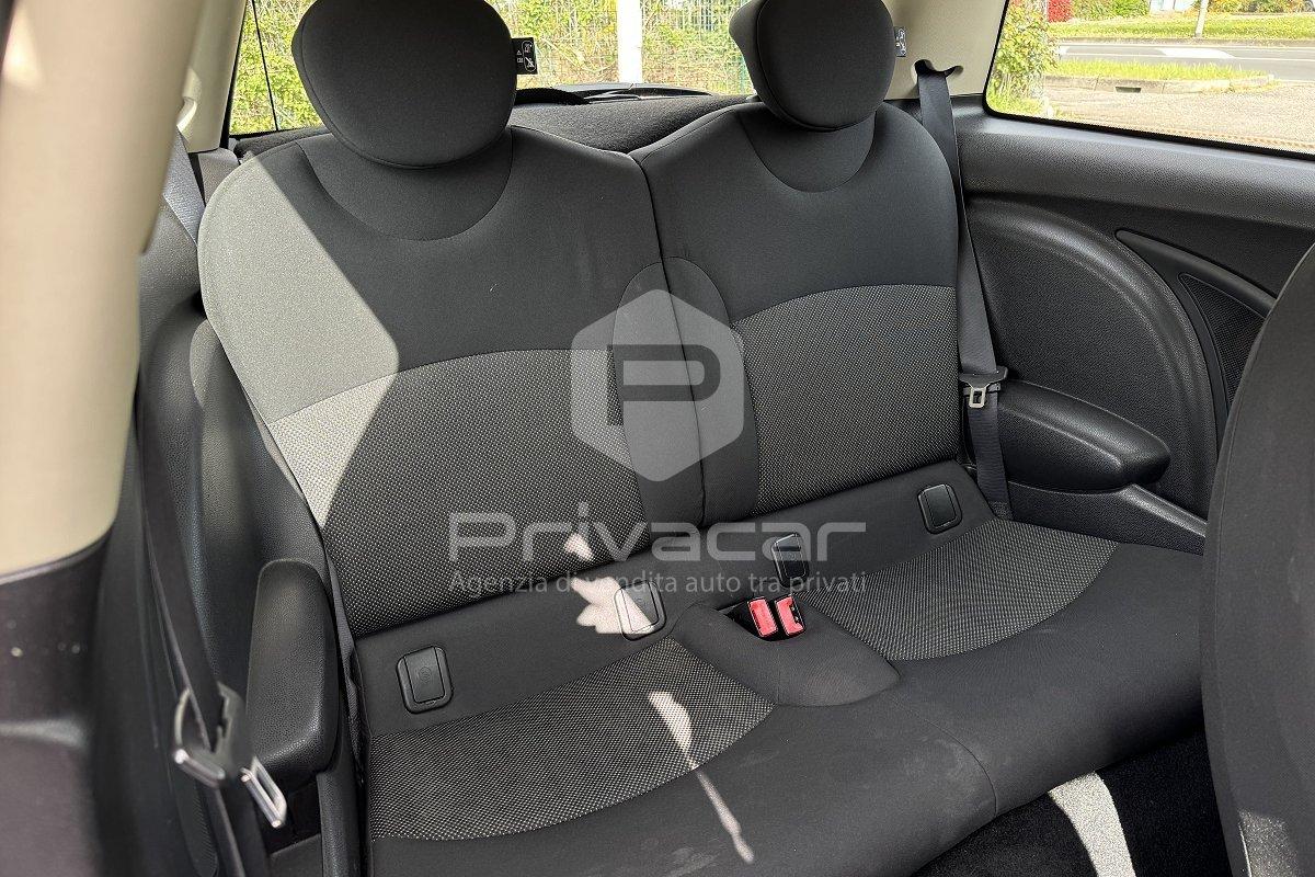 MINI Mini 1.6 16V One (55kW)