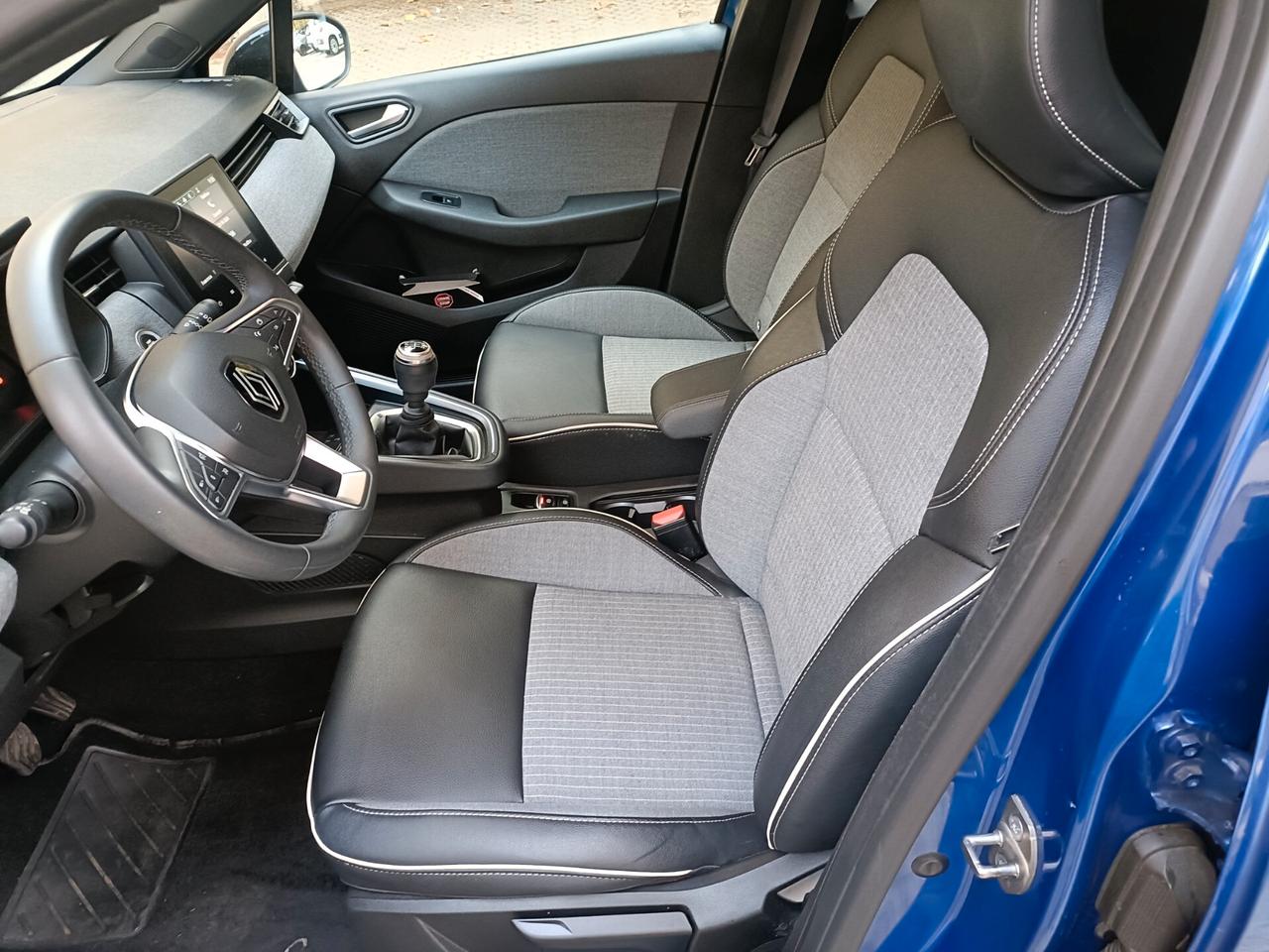 Renault Clio TCe 90 CV 5 porte Techno