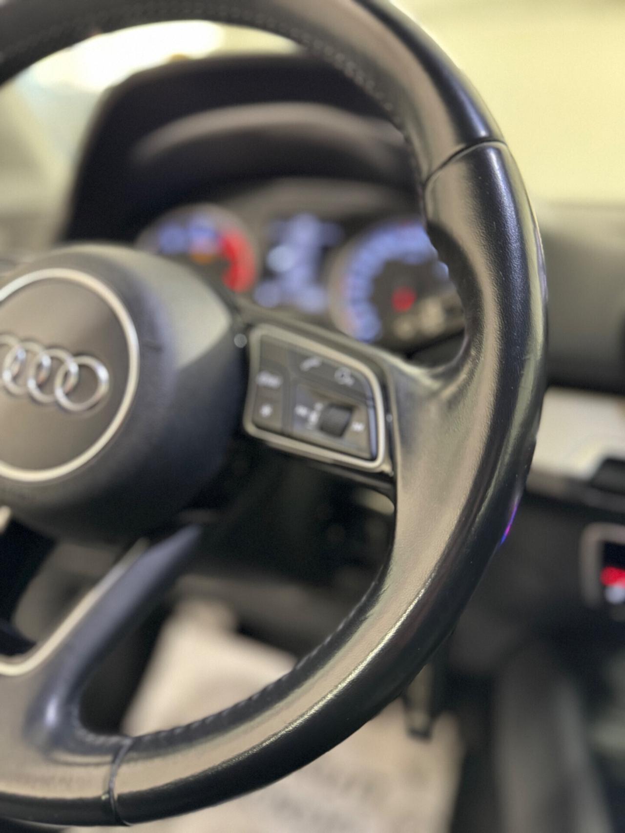 AUDI Q2 1.6 TDI S-TRONIC SEDILI RISCALDATI , SENSORI ANT & POST E NAVIGATORE