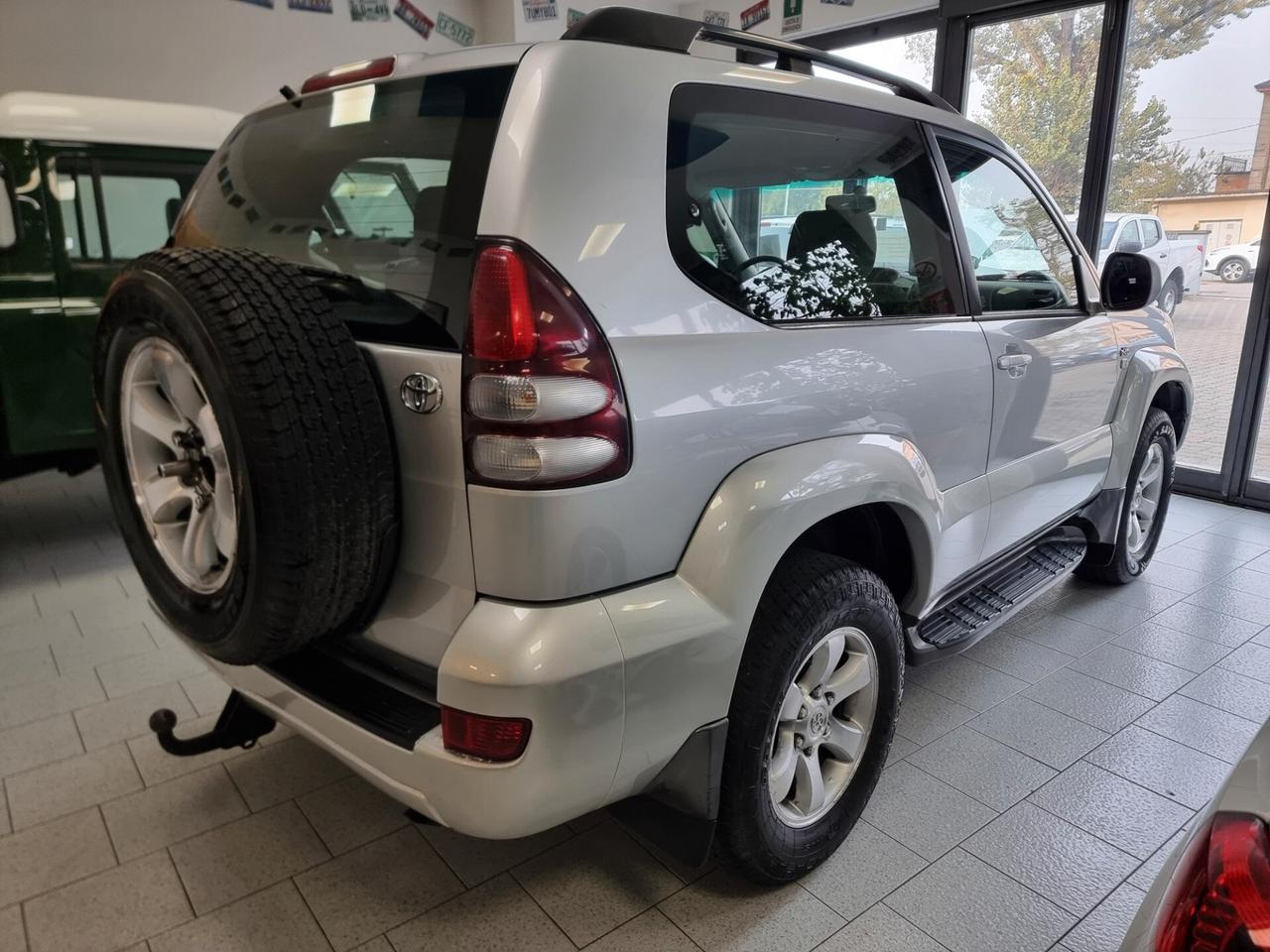 Toyota Land Cruiser 3.0 D-4D 125J MANUALE