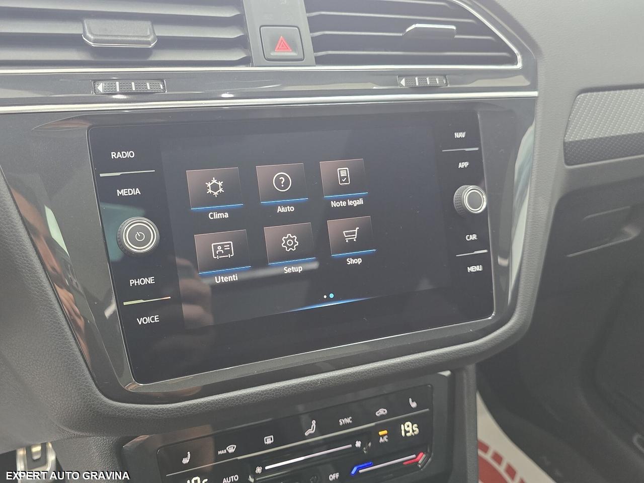 VOLKSWAGEN TIGUAN R-LINE 200CV *TETTO*