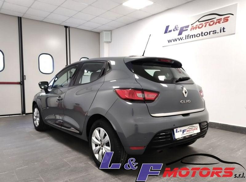 Renault Clio GPL CASA MADRE 90cv MOSCHINO