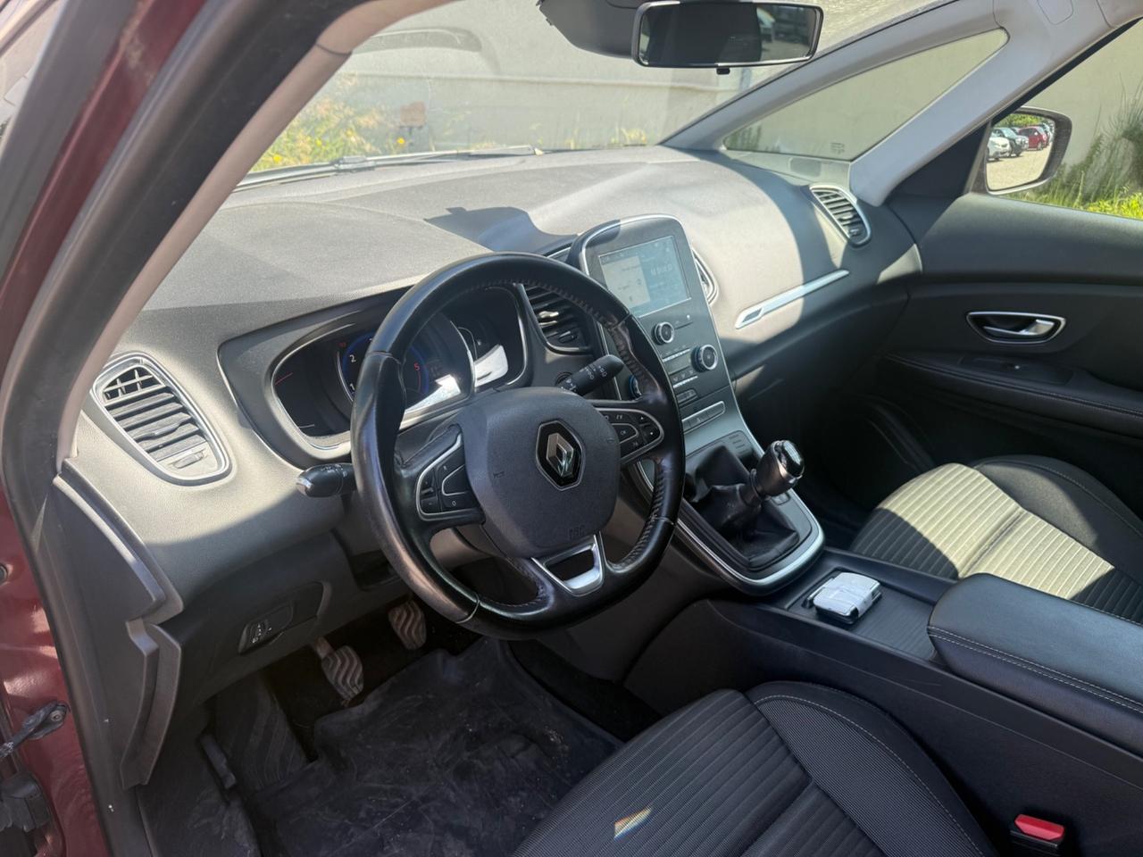 Renault Grand Scenic dCi 8V 110 CV EDC Energy Intens