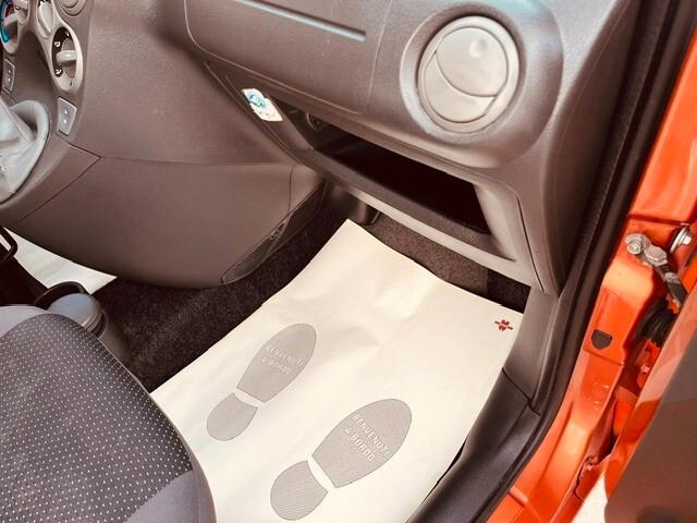 FIAT PANDA 1.1 BENZINA UNIPRO' SERVOSTERZO VETRI CHIUSURE