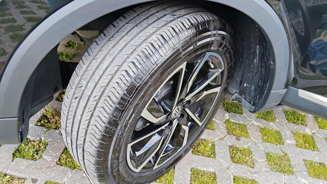MG ZS 1.5 VTI LUXURY 2024