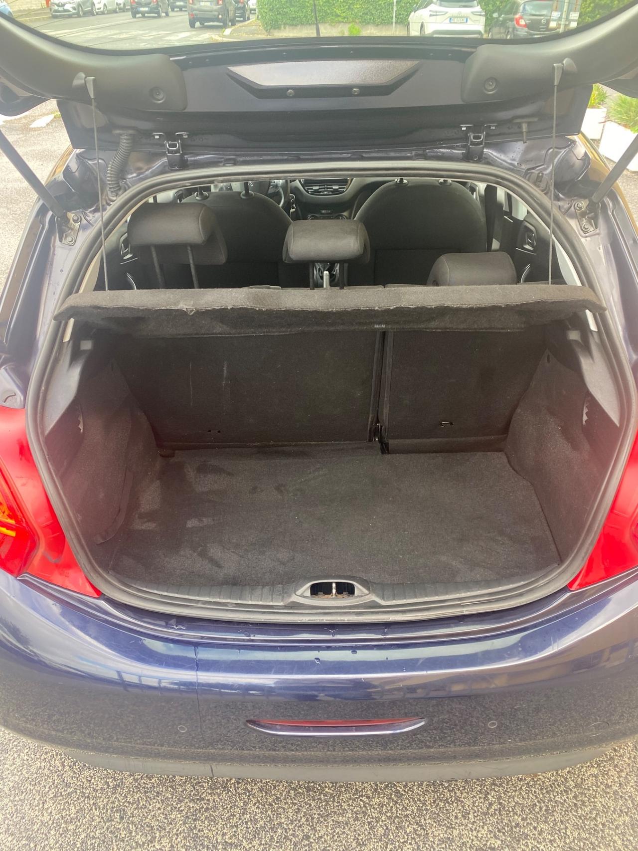 Peugeot 208 1.4 HDi UNICO PROPRIETARIO