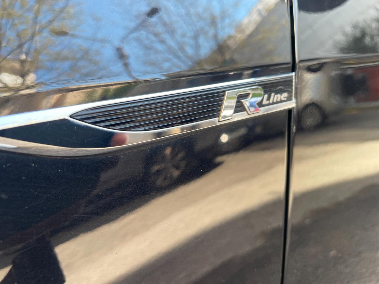 Volkswagen Golf 1.6 TDI 116 SPORT "R LINE" FINANZIABILE