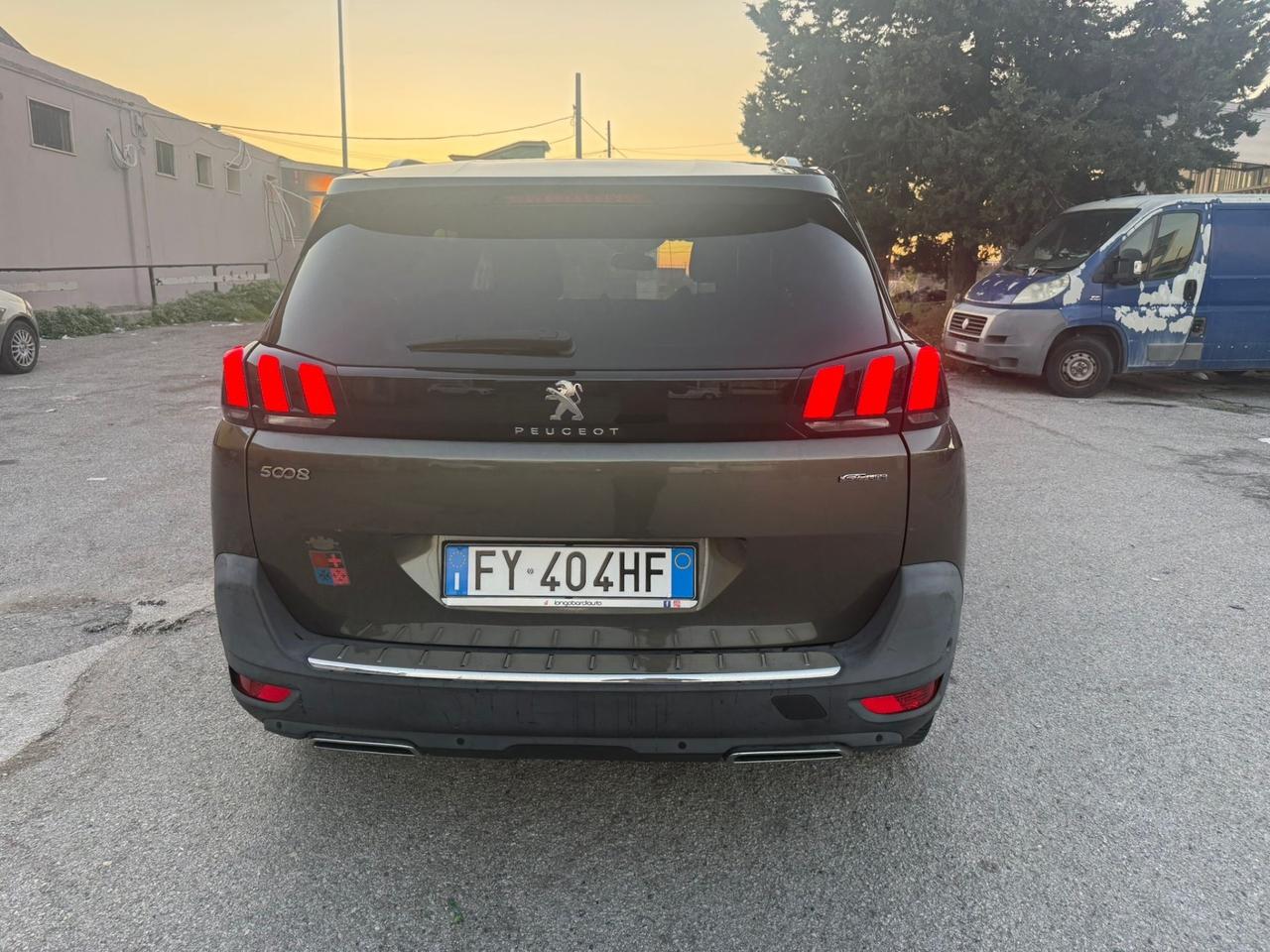 Peugeot 5008 BlueHDi 130cv S&S EAT8 GT