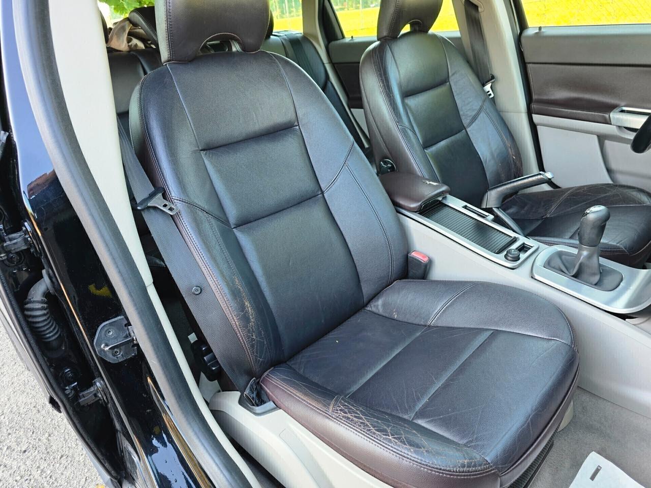 Volvo V50 2.0 D 6 MARCE - INTERNI IN PELLE