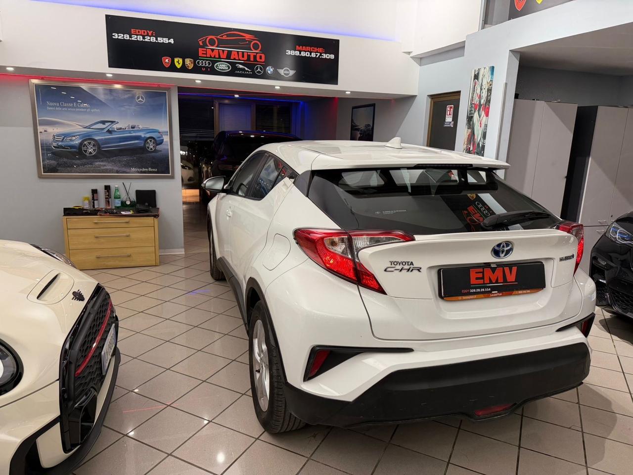 Toyota C-HR 1.8 Hybrid E-CVT Style