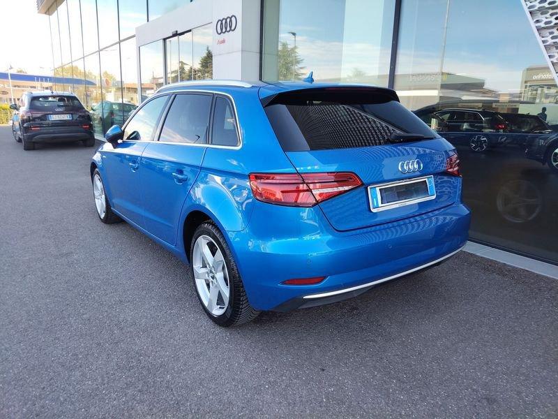 Audi A3 A3 Sportback 1.4 tfsi g-tron Sport 110cv
