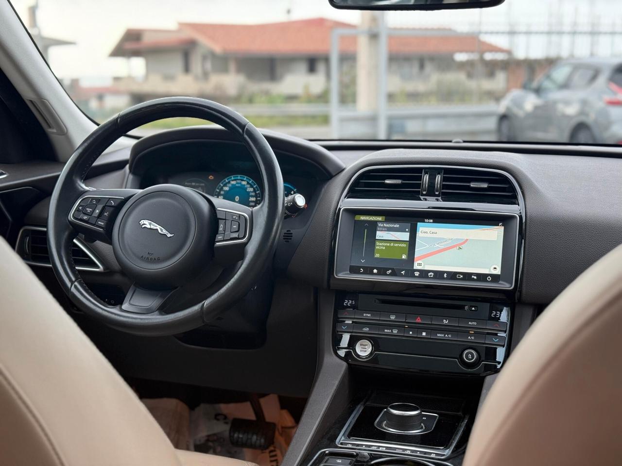 Jaguar F-Pace 2.0 D 180 CV AWD aut. Prestige