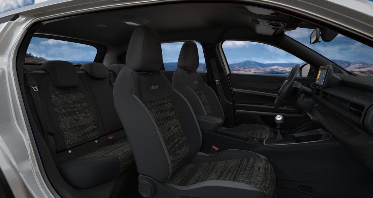 Jeep Avenger 1.2 ICE MY25 100 CV Longitude