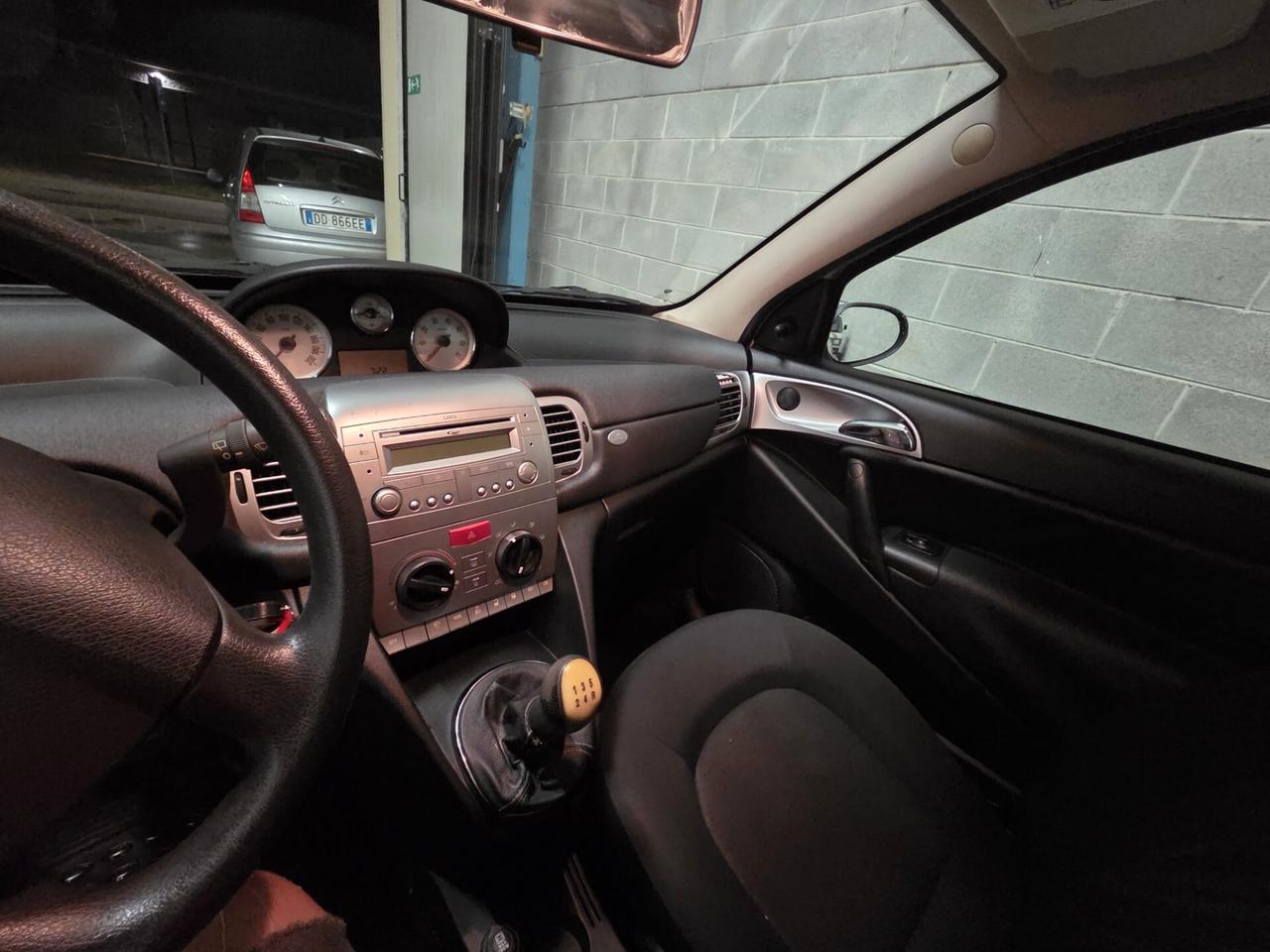 LANCIA Ypsilon 2a serie ('06'-'13') Ypsilon 1.3 MJT 75 CV Platinum (55 kw)