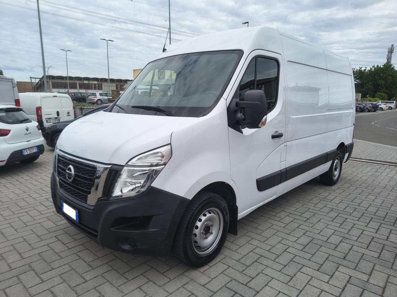 Nissan Interstar L2H2 2.3 dCi /DIESEL 135CV *TETTO MEDIO PASSO MEDIO*