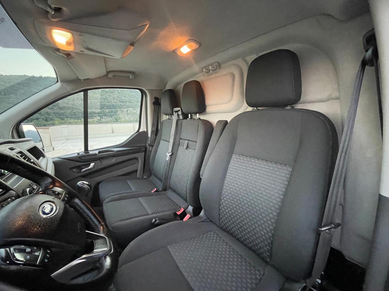 Ford Custom 300 Tetto Alto 131 Cv Euro 6D