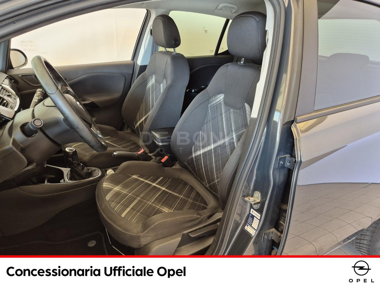 Opel Corsa 5p 1.2 b-color